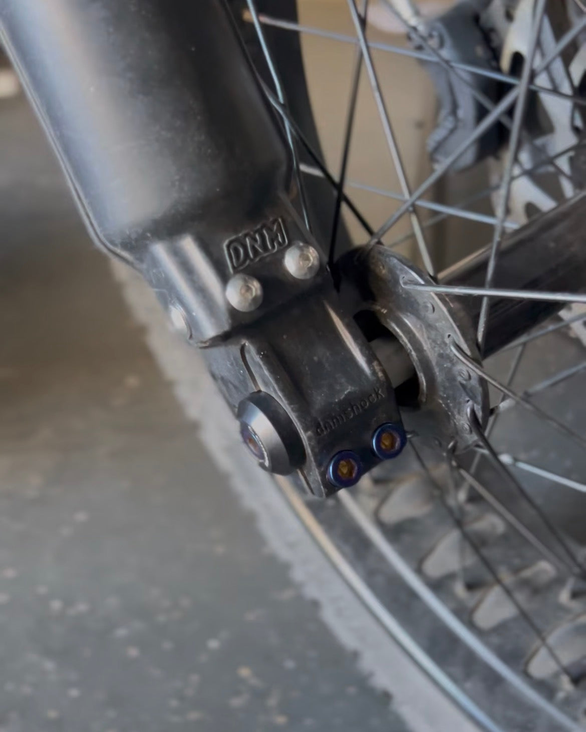 Super 73 axle titanium